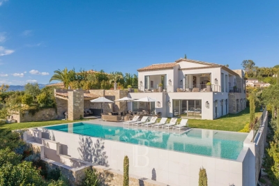 Maison à vendre à CANNES Font de Veyre - 6 pièces - 450 m² 