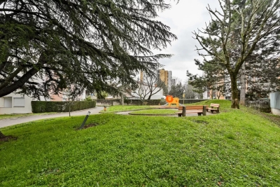 Appartement à vendre à VILLEURBANNE Sainte-Colombe - 5 pièces - 120 m² 