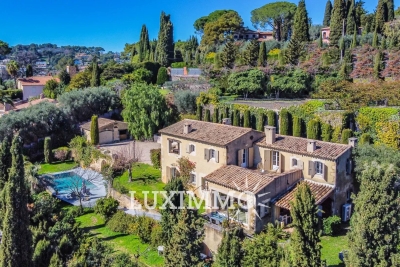 Maison &agrave; vendre &agrave; MOUGINS  - 10 pi&egrave;ces - 286 m&sup2; 