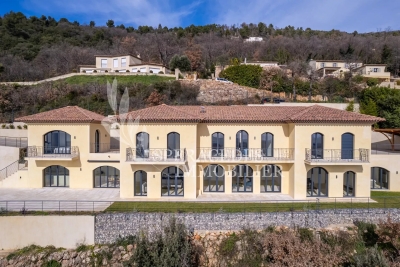Maison &agrave; vendre &agrave; immobilier SPÉRACÈDES  - 8 pi&egrave;ces - 395 m&sup2; 