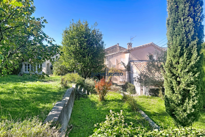 Maison à vendre à MALAUCÈNE  - 6 pièces - 130 m² 
