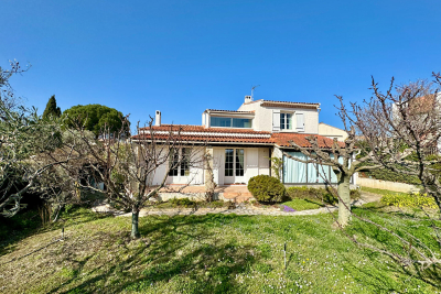 Maison à vendre à SALON-DE-PROVENCE  - 5 pièces - 160 m² 