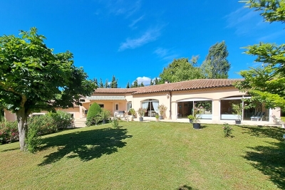 Maison à vendre à MALAUCÈNE Camaret-sur-Aigues - 7 pièces - 170 m² 