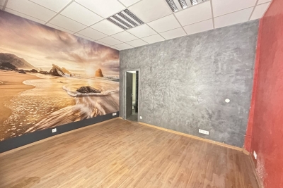 Commerce à vendre à BÉZIERS Le Bousquet-d'Orb - 2 pièces - 30 m² 