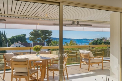 Appartement &agrave; vendre &agrave; CANNES La Californie - 4 pi&egrave;ces - 100 m&sup2; 