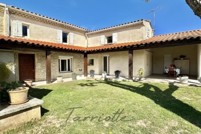 Maison à vendre à MONTÉLIMAR  - 9 pièces - 187 m² 