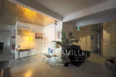 Commerce à vendre à LE CANNET  - 25 pièces - 1100 m² 