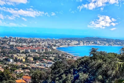 Maison à vendre à VALLAURIS  - 5 pièces - 330 m² 