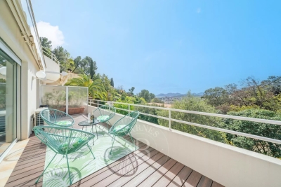 Appartement à vendre à LE CANNET La Californie - 4 pièces - 85 m² 