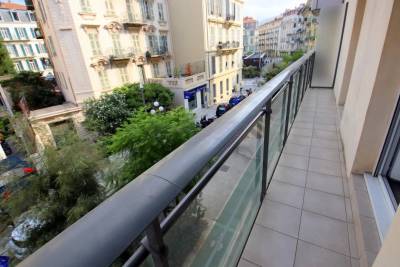 Appartement à vendre à NICE Costiere - 2 pièces - 46 m² 