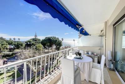 Apartment to rent in CANNES Moulieres - 2 rooms - 42 m² 