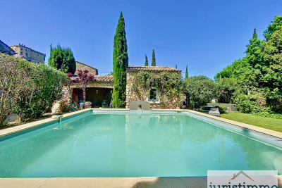 Maison à vendre à SUZE LA ROUSSE  - 12 pièces - 300 m² 