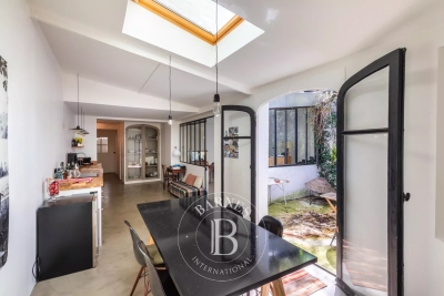 Maison à vendre à PARIS 15EME Picpus 18 - 10 pièces - 222 m² 