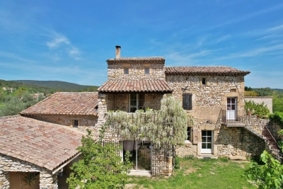 Maison à vendre à UZÈS  - 7 pièces - 195 m² 