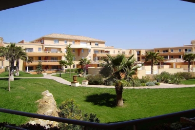Appartement &agrave; louer &agrave; BÉZIERS  - 4 pi&egrave;ces - 100 m&sup2; 