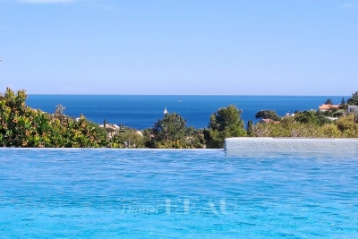Maison &agrave; vendre &agrave; CAVALAIRE-SUR-MER  - 7 pi&egrave;ces - 241 m&sup2; 