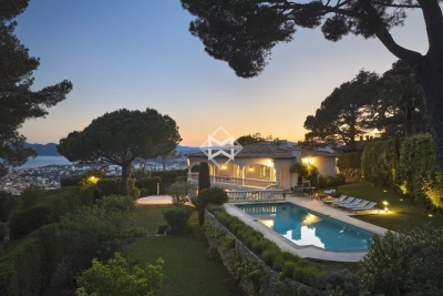 Maison &agrave; vendre &agrave; CANNES Tassigny - 8 pi&egrave;ces - 250 m&sup2; 