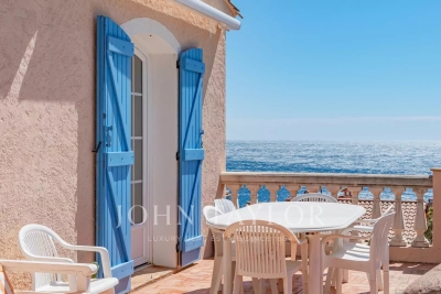 Maison &agrave; vendre &agrave; AGAY  - 6 pi&egrave;ces - 212 m&sup2; 