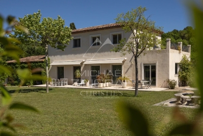 Maison à vendre à GRASSE Saint-Sylvestre - 8 pièces - 250 m² 