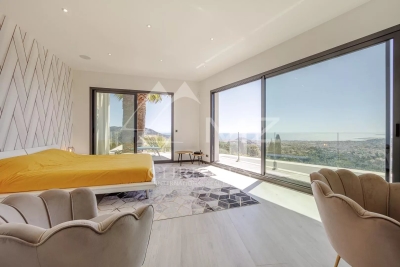 Maison &agrave; louer &agrave; NICE Pasteur - 9 pi&egrave;ces - 300 m&sup2; 