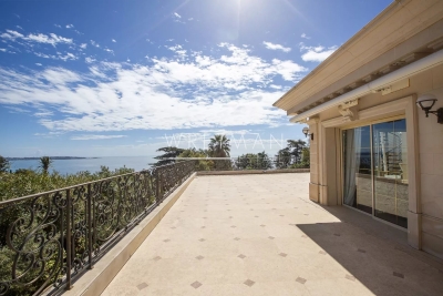 Maison à vendre à Cannes  - 15 pièces 700 m² 