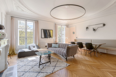 Appartement à louer à PARIS 7EME Seine et Berges 2 - 5 pièces - 163 m² 