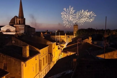 Maison à louer à ST-RÉMY-DE-PROVENCE  - 5 pièces - 80 m² 