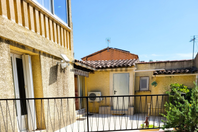 Appartement à vendre à REMOULINS  - 4 pièces - 82 m² 