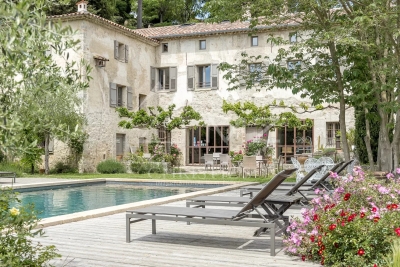 House for sale in GRASSE Cimiez - 20 rooms - 925 m² 