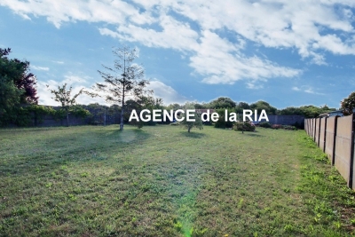 terrain à vendre à PRÉFAILLES    