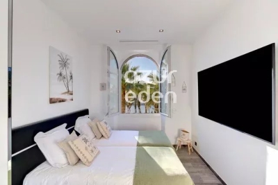 Apartment for sale in CANNES  - 5 rooms - 125 m² 