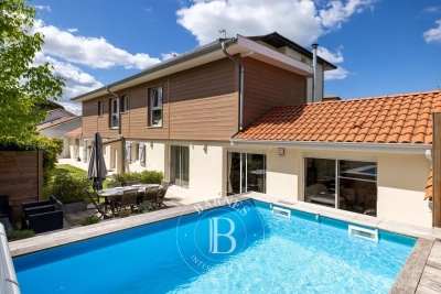 Maison à vendre à CAPBRETON  - 8 pièces - 190 m² 