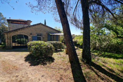 House for sale in GORDES  - 8 rooms - 200 m² 