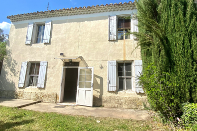 Maison à vendre à RAPHÈLE-LÈS-ARLES Saint-Loup-Fardeloup - 3 pièces - 81 m² 