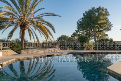 Maison à vendre villa avec jardin parc des sports 