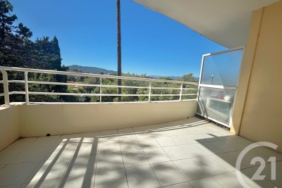 Appartement à vendre à LE CANNET Mont Gros - 2 pièces - 46 m² 