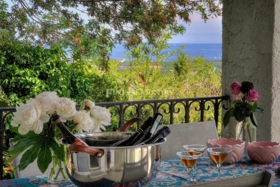 House for sale in MANDELIEU-LA-NAPOULE Le Roc Fleuri-Capitou (Jeanne d'Arc) - 8 rooms - 295 m² 