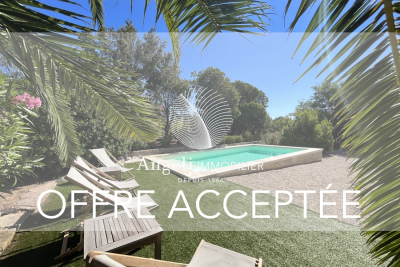 Maison à vendre à ST-AYGULF  - 5 pièces - 154 m² 