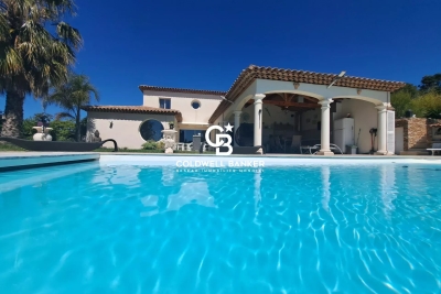 Maison à vendre à CARQUEIRANNE  - 7 pièces - 280 m² 