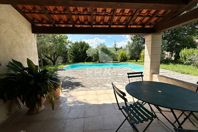 Maison à vendre terrasse rognes 