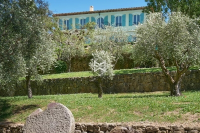Maison &agrave; vendre &agrave; MOUGINS Saint-Martin-Le Miracle - 7 pi&egrave;ces - 232 m&sup2; 