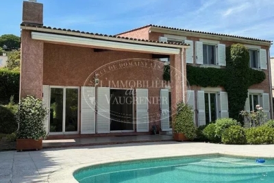 Maison &agrave; vendre vue au lac 