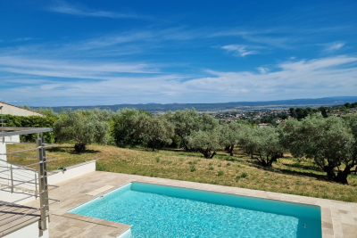 Maison &agrave; vendre &agrave; MANOSQUE  - 8 pi&egrave;ces - 260 m&sup2; 