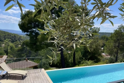 Maison à vendre à LORGUES  - 7 pièces - 220 m² 