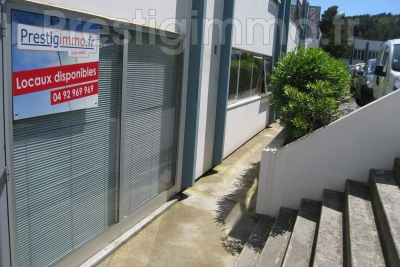 Commerce à louer à VALLAURIS   - 17 m² 