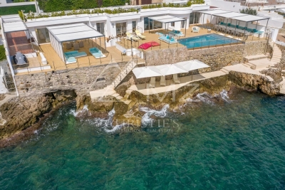 Maison à vendre à Cap d'Antibes  - 12 pièces  