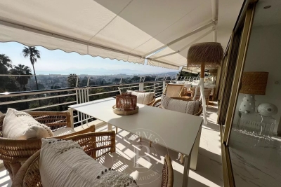 Apartment for sale in CANNES  - 3 rooms - 79 m² 