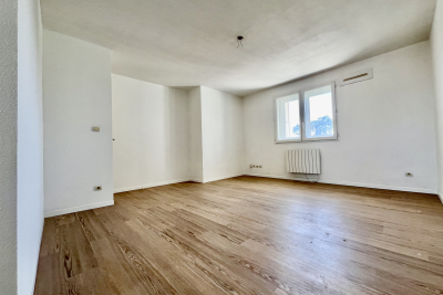 Appartement &agrave; vendre &agrave; LE PONTET  - 3 pi&egrave;ces - 60 m&sup2; 