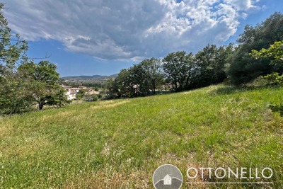 terrain à vendre à ROQUEBRUNE-SUR-ARGENS Ecarts  - 403 m² 