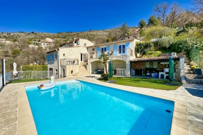 Maison &agrave; vendre &agrave; ASPREMONT  - 8 pi&egrave;ces - 250 m&sup2; 